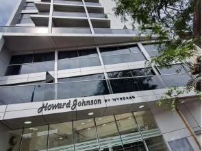 Howard Johnson by Wyndham Lima Miraflores Art House