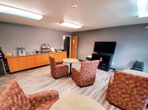 Americas Best Value Inn & Suites Racine