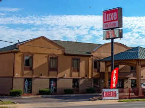 Luxe Inn and Suites