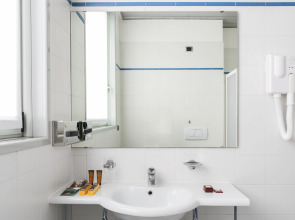 B&B Hotel Milano La Spezia