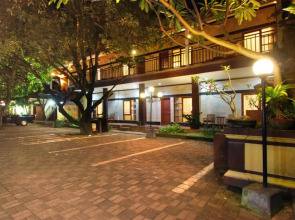 Yulia Beach Inn Kuta