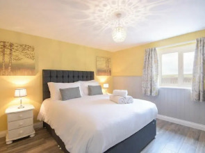 Dairymaid's Cottage
