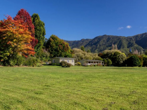 Rata Cottage - Marahau Holiday Unit