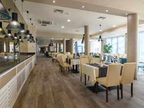 Azalia Hotel Balneo & SPA