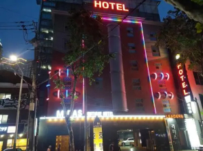 Hotel Midas