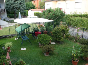 Annalisa In The Green