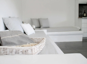 OW Andros - Luxury Suites