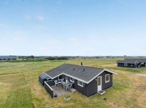 "Tecumseh" - 400m from the sea in NW Jutland