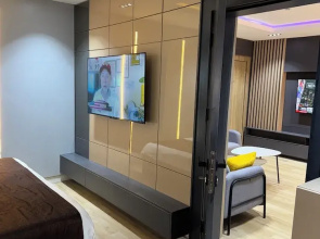Sapphire Suite