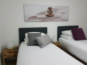 Beau Monde Apartments Newcastle - Worth Place Apartment