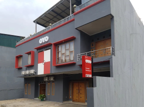 Srimahi Residence by OYO Rooms