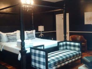The Bloomfield Inn