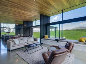 The Woolstore Luxury Holiday Home by Majordomo