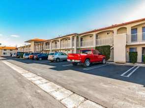 Motel 6 Anaheim, CA