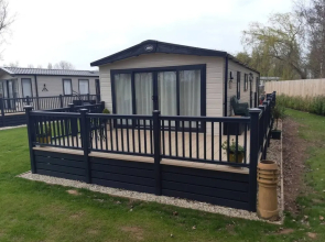 The Long House Bed & Breakfast