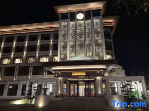 Fumaozhai Hotel(Zibo Liantong Road Store)