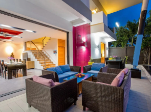 Chic and Modern 3BR Pool Villa Kloua