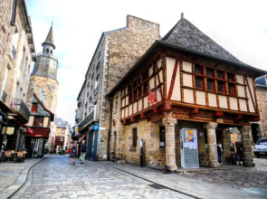 STERENN Joli T2 - 900m de la gare - Centre Dinan
