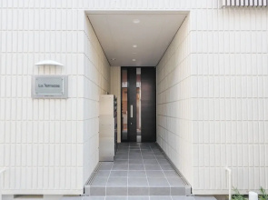 La Terrasse Higashikomagata by Tranova