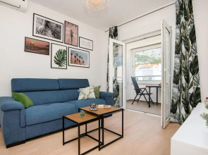 Nice Apartment in Baska Voda With Wifi and 1 Bedrooms