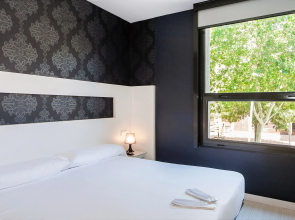 Отель Barna House Hotel