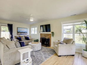 Walk to Dtwn Camas! Updated Home w/ Game Room