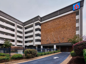 Motel 6 Columbus, GA - Downtown