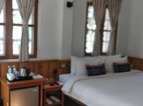 Hillock Villa