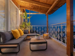 Panoramic view!Penthouse 120qm of sea & mountain