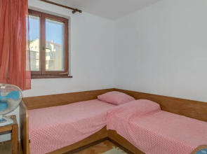 Beachfront apt at Exclusive Location Near Center