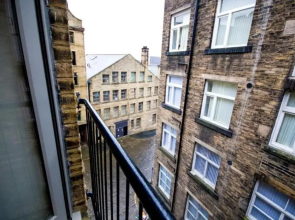 Stayzo - Executive City Centre Apartment 2