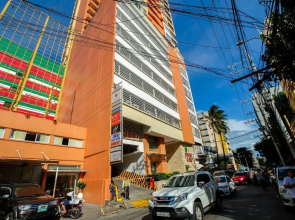 ZEN Rooms Malate Robinsons