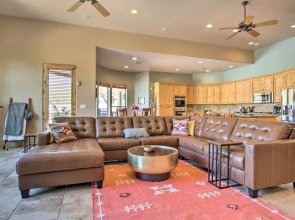 Mountain-view Oasis w/ Incredible Pool & Spa!