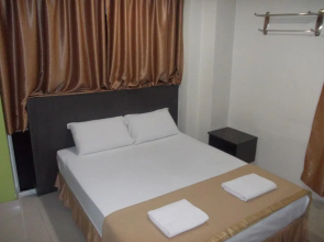 Newtown Star Hotel