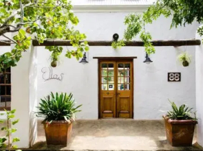 Ella's Country House