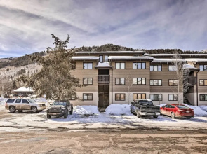 Inviting Mountain Condo w/ Balcony in Vail Valley!