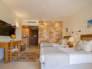 Fort Arabesque Resort, Spa & Villas