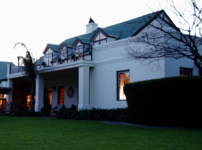 Avondrood Guest House