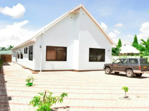 Kisasa Home