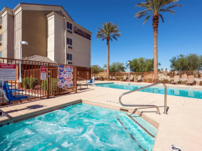 Sonesta Simply Suites Las Vegas Convention Center