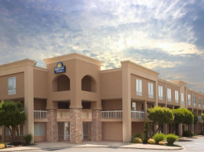 Days Inn by Wyndham Greenville