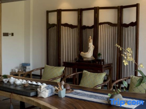 WeiWei CaoTang