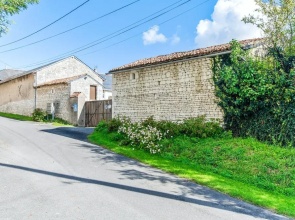 House With 3 Bedrooms in Assay, With Enclosed Garden and Wifi