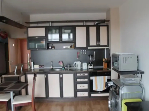 Top Floor Apartment With Sea Views