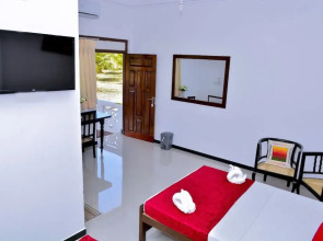 Hotel Aathithan Trincomalee