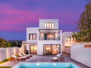 Blue Harmony Luxury Villas