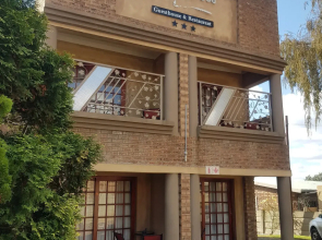 La Picasso Guesthouse