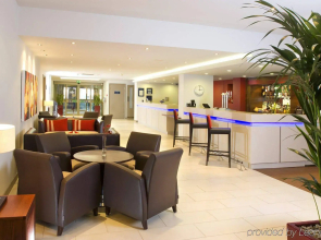 Holiday Inn Express Taunton East by IHG