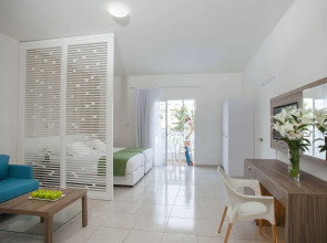 Princessa Vera Hotel Apartments