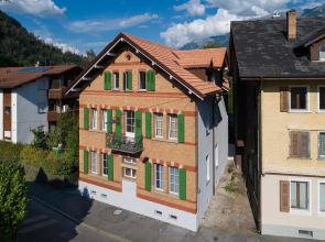 Between Lakes Apartments